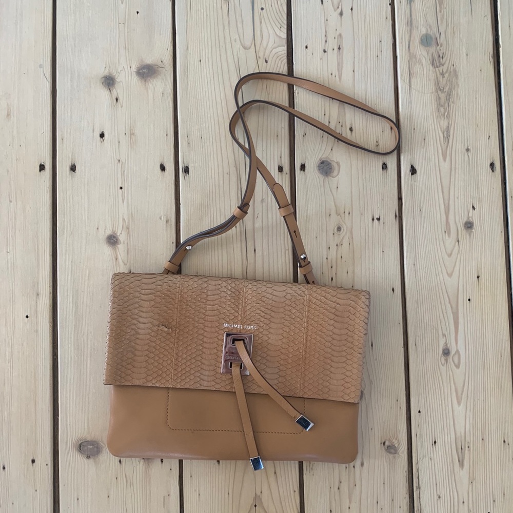 Michael Kors purse/clutch